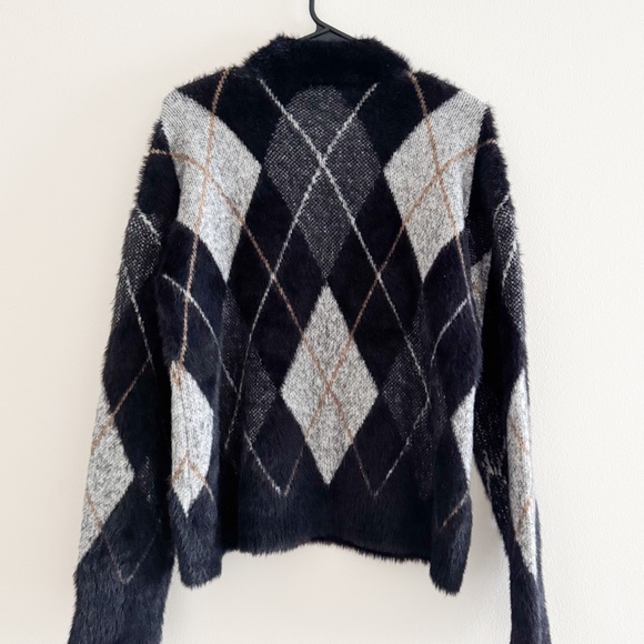 Marled Reunited Argyle Pattern Black and Gray Sweater - Picture 2 of 6